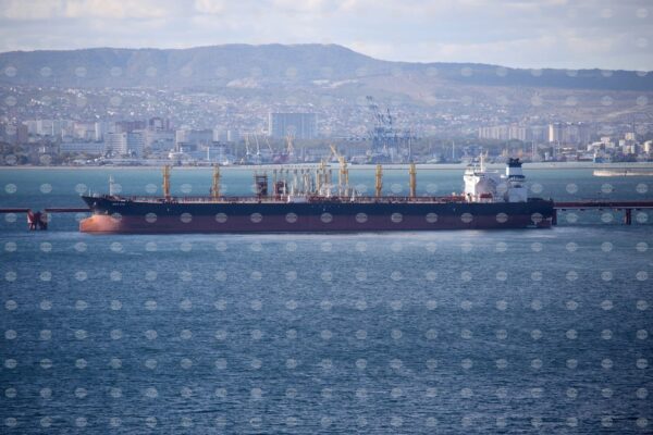 петролен танкер в Черно море към новина за атаката срещу Скирос