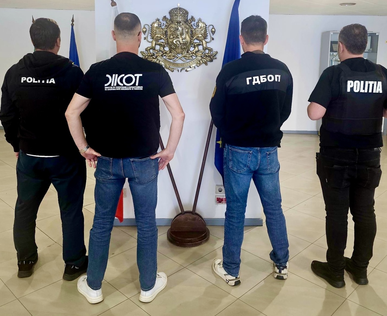 Операция на ГДБОП срещу мрежа за клониране на карти за горива