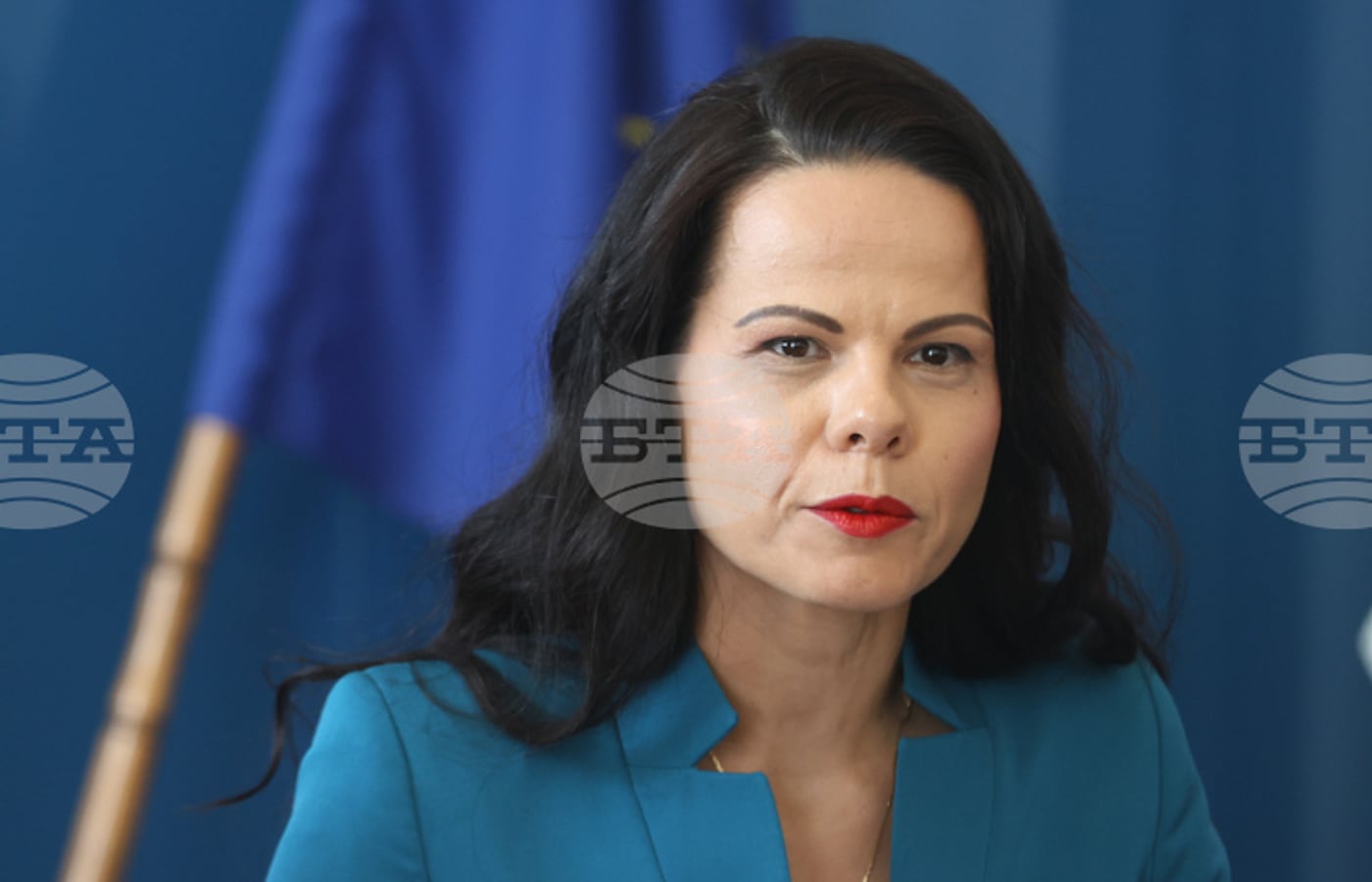 здравният министър Катя Ивкова към новина за Националната детска болница