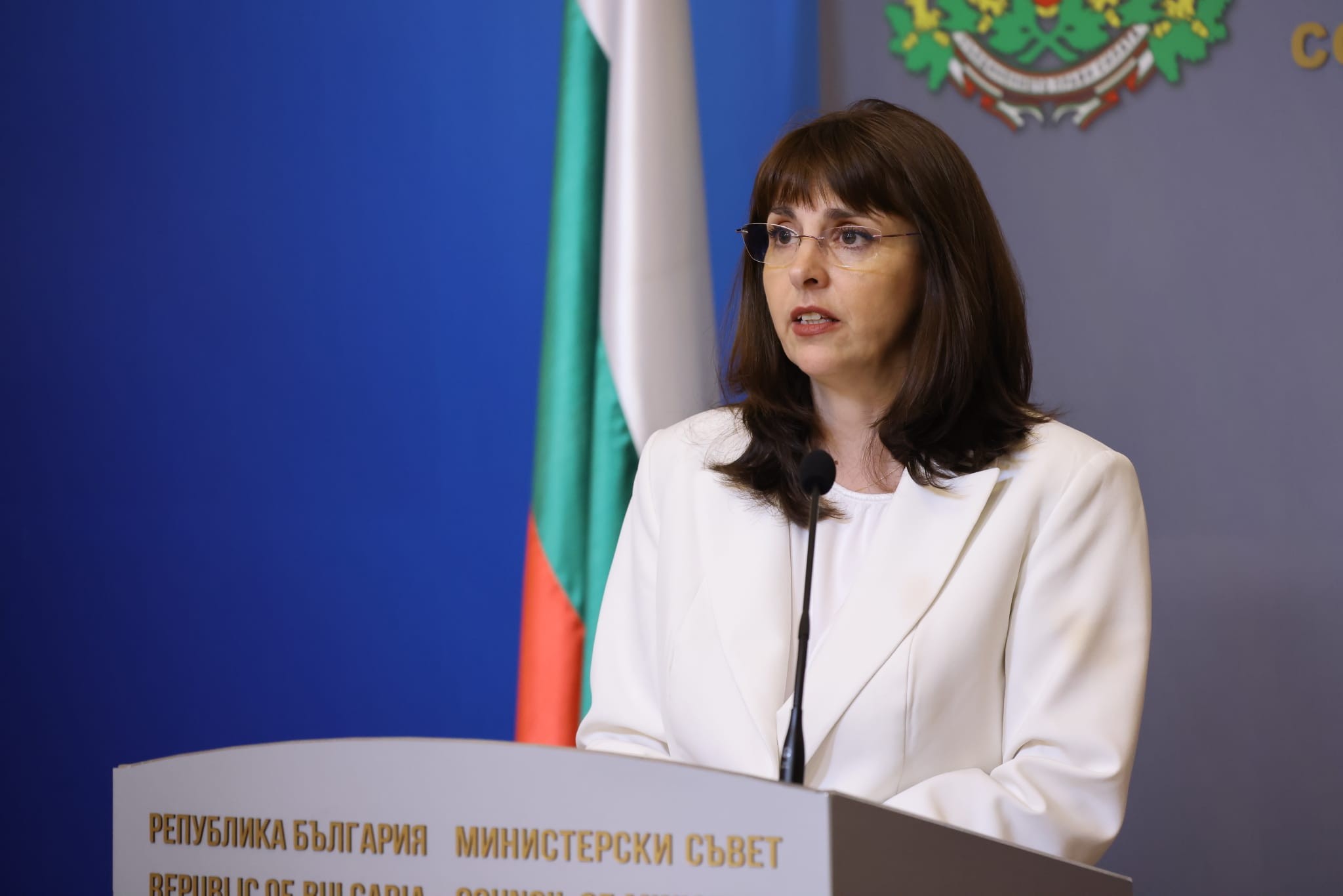 Министър Наталия Ефремова при брифинг за увеличението на пенсиите от 1 юли 2026 г.