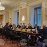 заседание на комисия в Народното събрание за правото на поправка на уреди