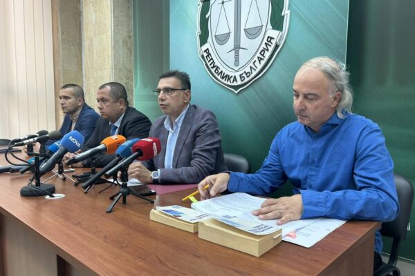 Брифинг на ОДМВР Бургас и прокуратурата за задържан служител на ВиК Несебър